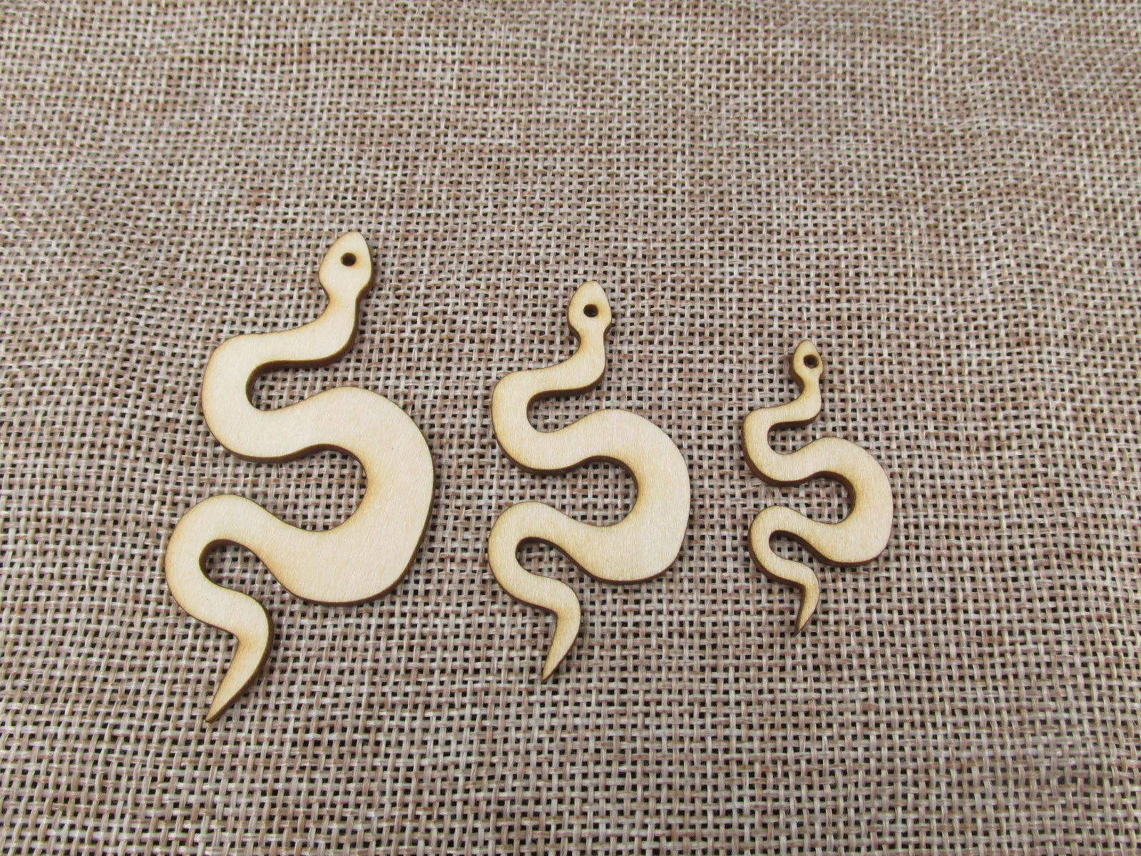 Unfinished Laser Cut Wooden Earrings Blank Pendant Wood Wild Animals Snake Shapes For DIY Jewelry Project Making