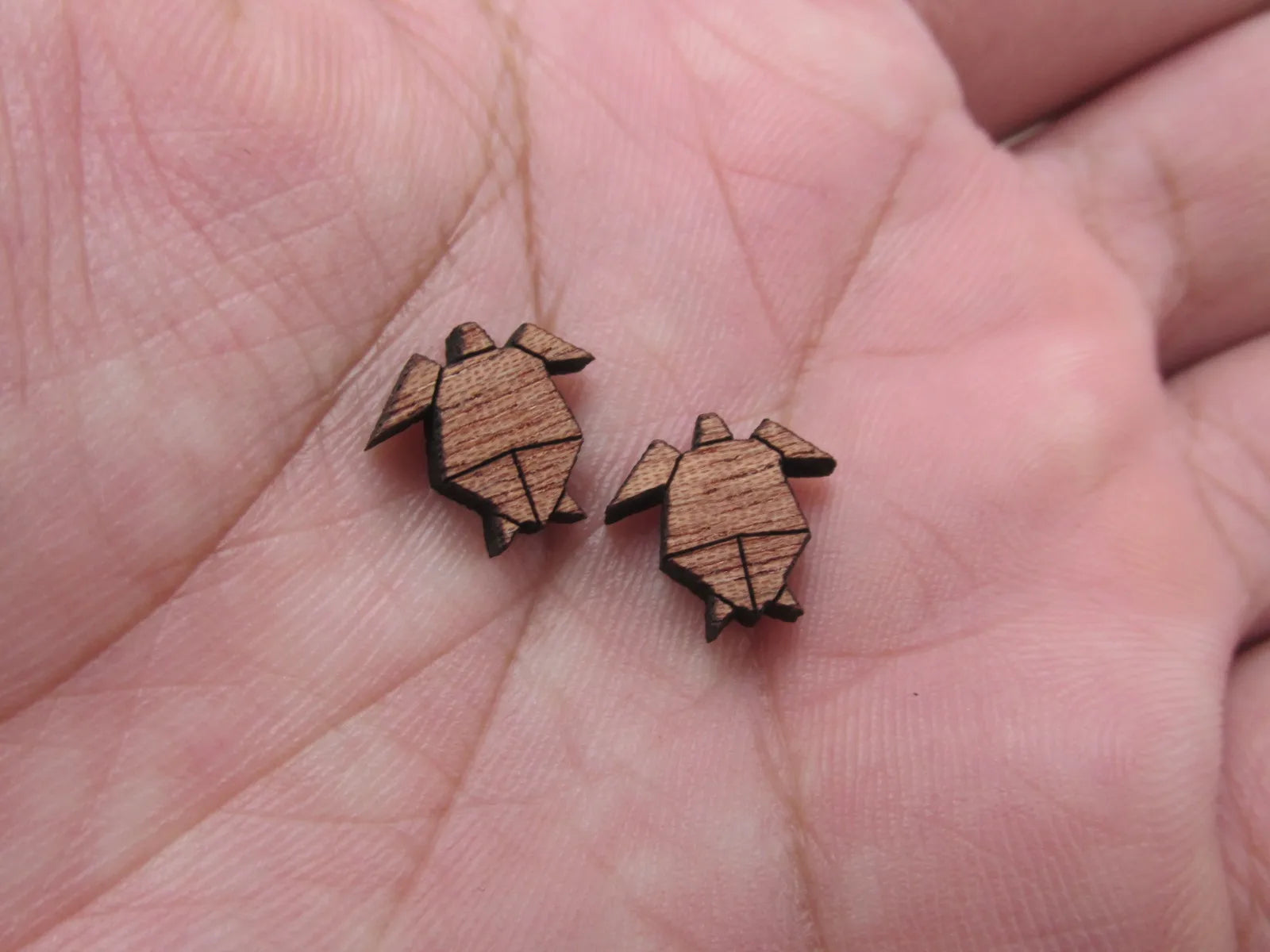 5 Pair Mini Wooden Cabochon Laser Cut Blanks Wood Animal Sea Turtle Shape For Earring Stud Making Jewerly Supplies