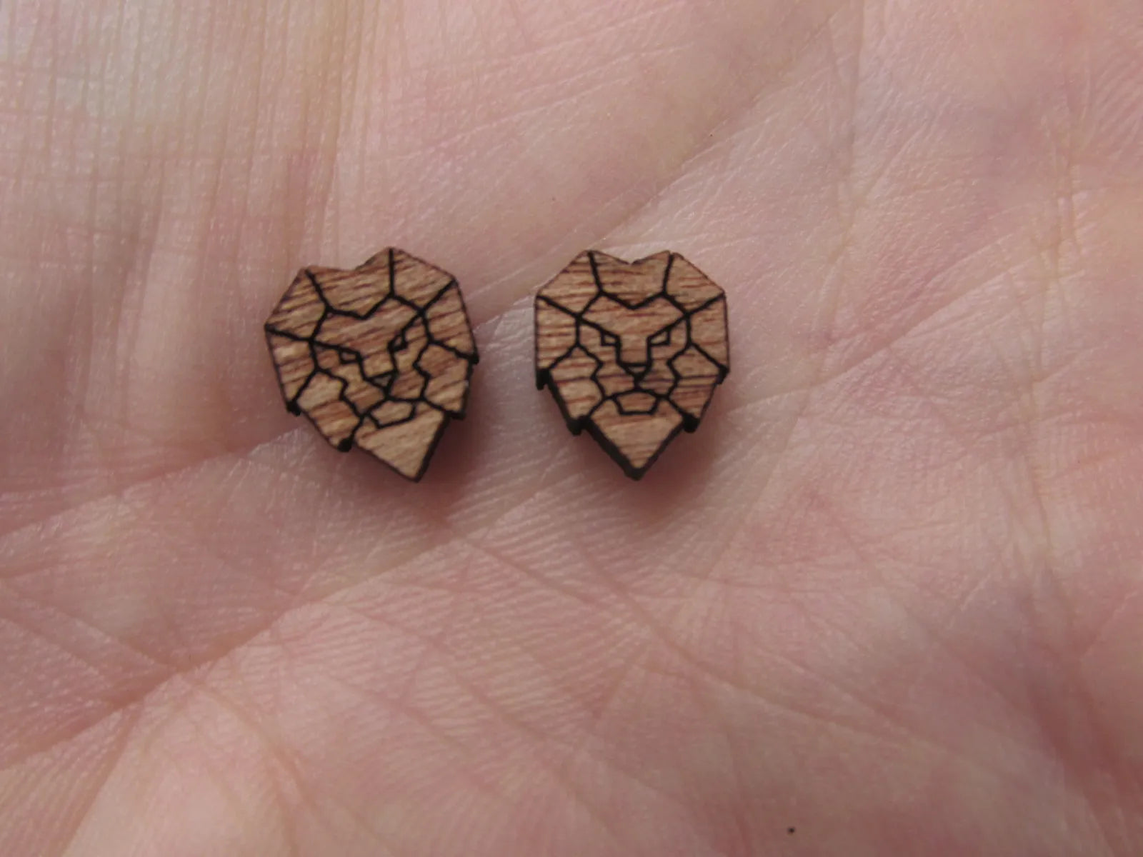 5 Pair Unfinished Woodland Blank Wild Animal Wooden Lion Cabochon Charms Wood Shape Cutouts For DIY Craft  Earring Stud