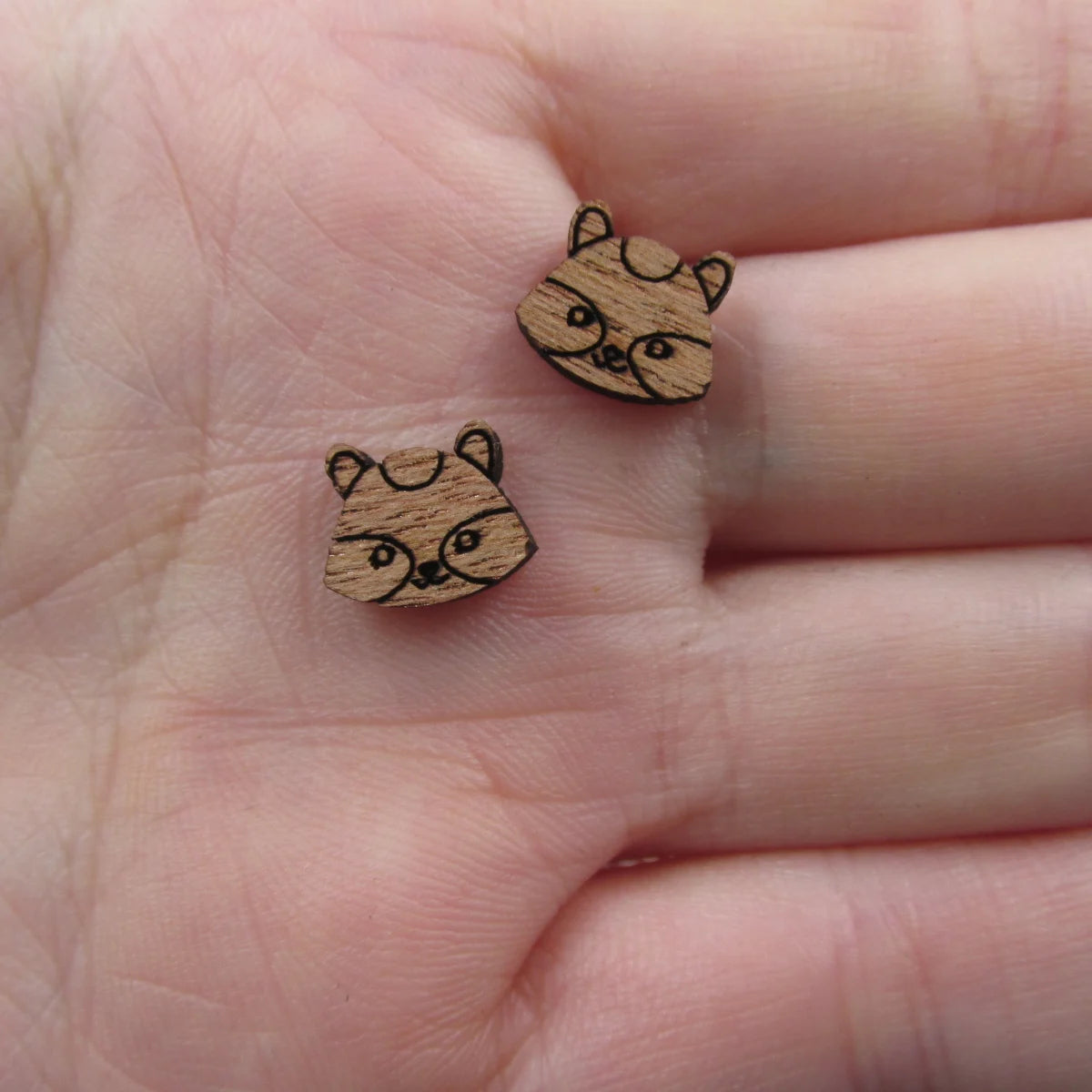 5 Pair Unfinished Blank Wildland Animal Wooden Cabochon Racoon Charm Wood Shape Cutouts For DIY Craft Earring Stud