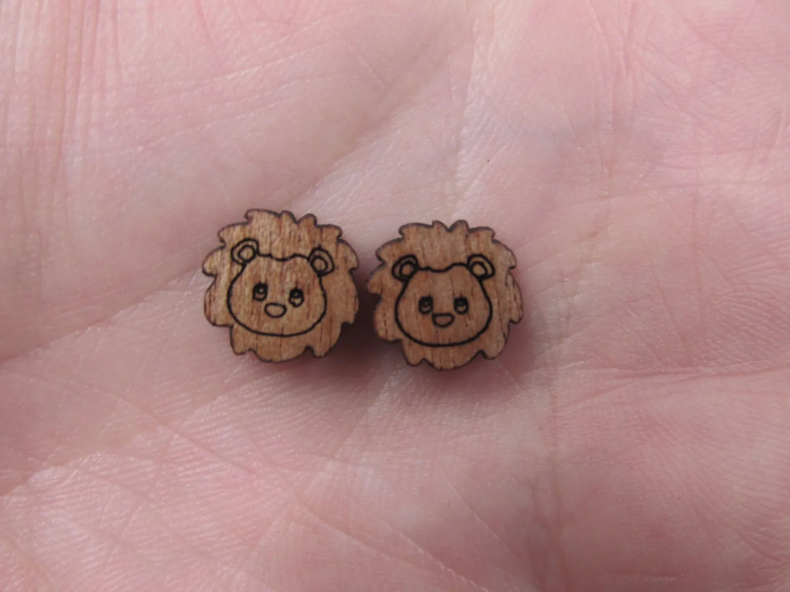 5 Pair Unfinished Woodland Blank Wild Animal Wooden Lion Cabochon Charms Wood Shape Cutouts For DIY Craft  Earring Stud