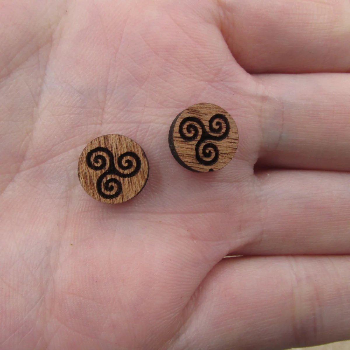 5 Pair Unfinished Blank Geometric Wooden Triquetra Triskell Symbol Cabochon Charm Laser Engrave Wood Shape Cutouts Earring