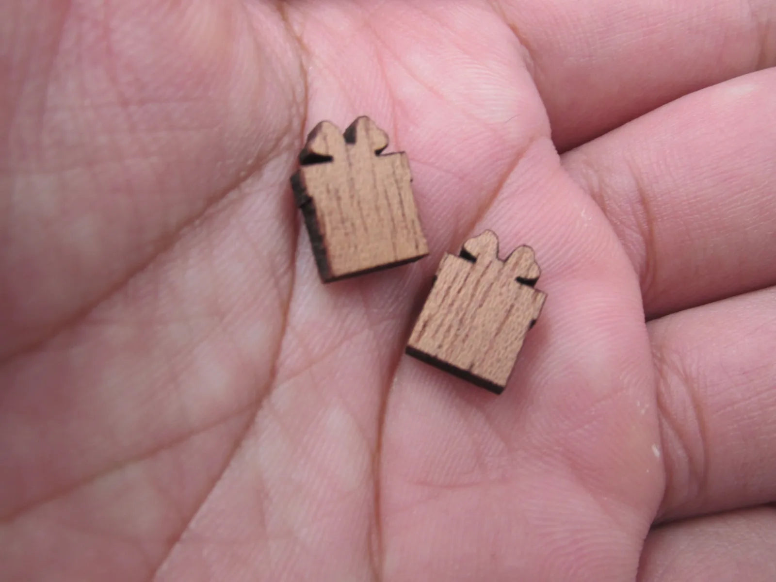 5 Pair Unfinished MINI Wood Cabochon Christmas Present Gift Box Wooden Cutout Shapes For Paint  DIY Stud Earrings Supplies