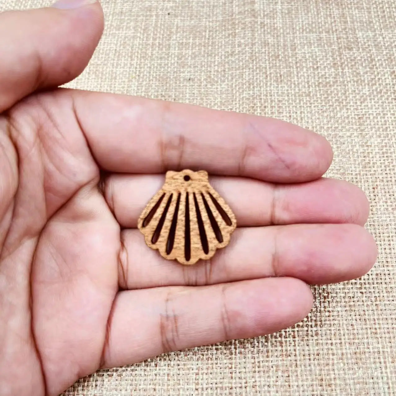 6pcs Unfinished Wooden Ocean Beach Seashell Charms Shell Earring Pendants For Jewelry Making DIY Handmade Crafte