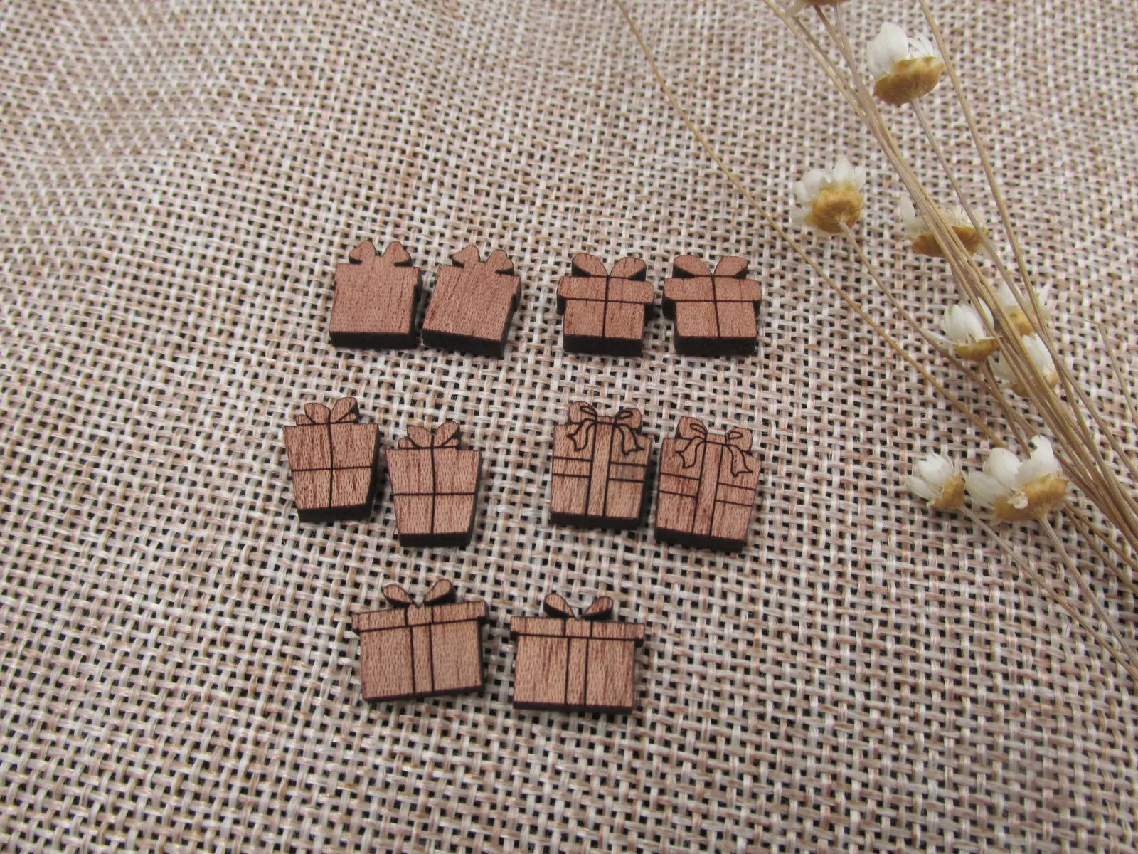 5 Pair Unfinished MINI Wood Cabochon Christmas Present Gift Box Wooden Cutout Shapes For Paint  DIY Stud Earrings Supplies