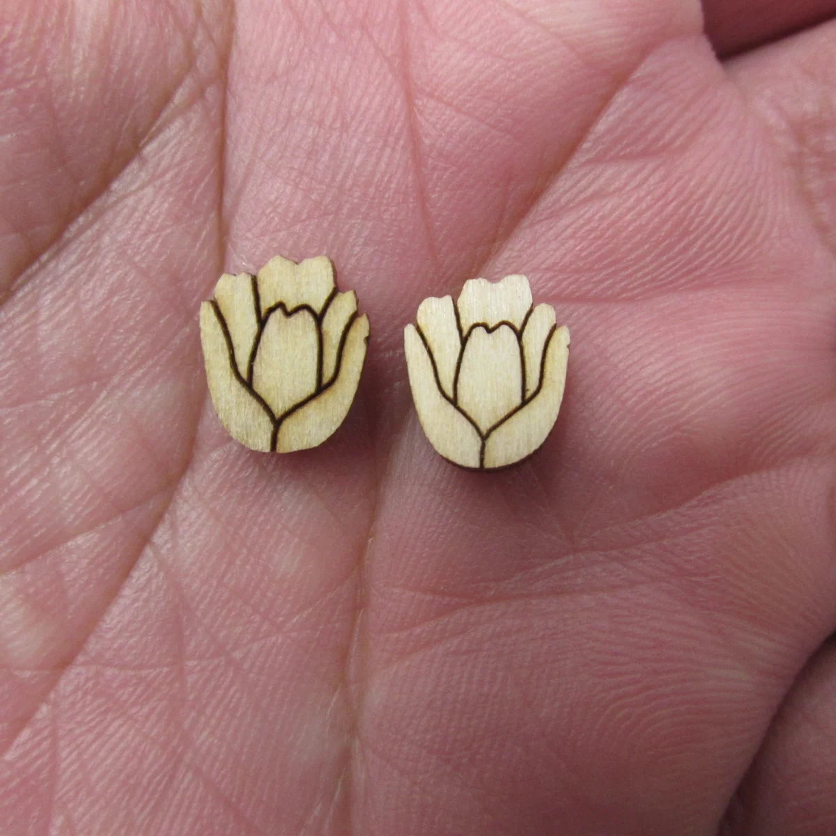 10pcs Unfinished Blank Tiny Tulip flower Head Shape Mini Wood Boho Stud Earring Post Cabochon Handmade Charms